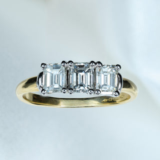 18ct Yellow Gold 1.00ct+ Emerald Cut Diamond Trilogy Ring - Size O