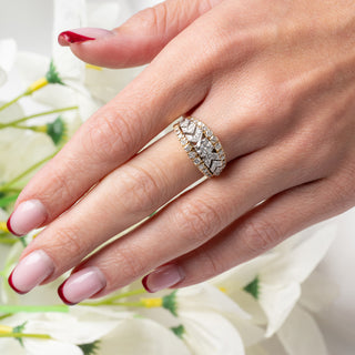18ct Yellow & White Gold 0.50ct Diamond Three Row Chevron Band Ring - Size N