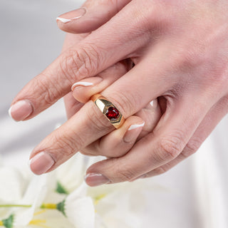 18ct Yellow Gold 1.6ct Certified Red Corundum Pinky Ring
