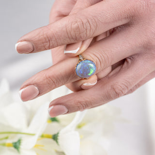 Antique 18ct Gold & Platinum Black Opal Ring – Circa Early 1900s – 5ct