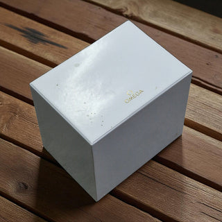 Ladies Omega Seamaster Aqua Terra 231.10.30.60.55.001 Stainless Steel Mother-Of-Pearl Dial 30mm RESERVED