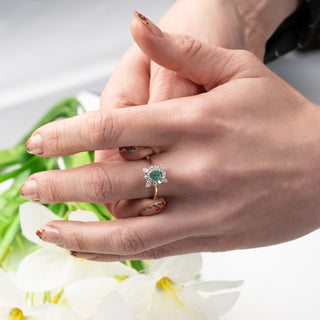 18ct Yellow Gold Pear Cut Diamond And Emerald Cluster Dress Ring