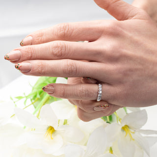 Small 18ct White Gold 0.25ct Half Eternity Band Ring