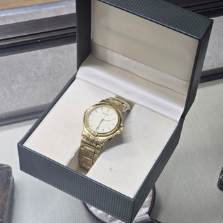Gucci 9240M 35mm Gold plated Case and Bracelet with Champagne Dial