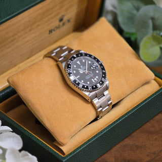 Rolex GMT-Master II Ref. 16710 - Black Dial & Bezel - Full Set (2000)