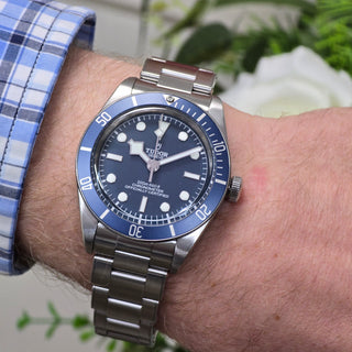 Tudor Black Bay 58 Ref. M79030B-0001 - Automatic - 39mm - Blue Dial and Blue Bezel