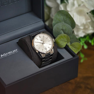 Tag Heuer Carrera Date - Ref. WBN2111 - Silver Dial - 39mm - Automatic - Full Set (2022)
