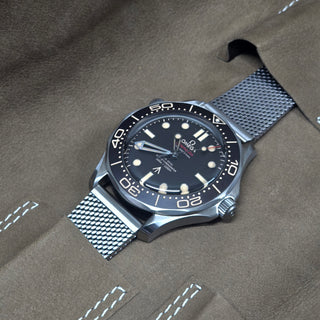 Omega Seamaster Diver 300m 007/No Time To Die 210.90.42.20.01.001 42mm Titanium