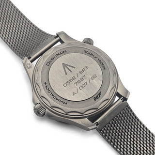 Omega Seamaster Diver 300m 007/No Time To Die 210.90.42.20.01.001 42mm Titanium