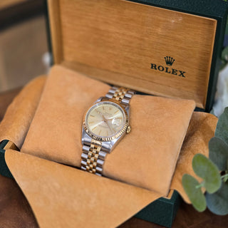 Rolex Datejust 16233 - Automatic - 36mm - Two-Tone Silver-Champagne Baton Dial (1991)
