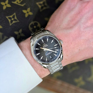 Omega Seamaster Aqua Terra 150M 220.10.41.21.01.001 - Black Dial - 41mm- Automatic - Never Worn