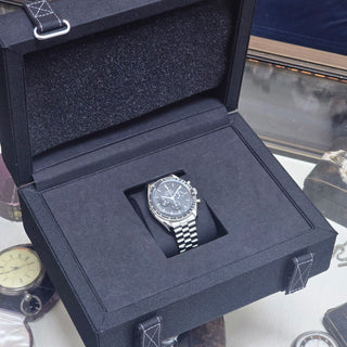 Omega Speedmaster O310.30.42.50.01.002 42mm Moonwatch Professional Exhibition Caseback Mint Condition