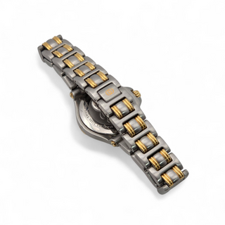 Ladies Gucci 9040L 26mm Stainless Steel and Gold plate Wristwatch