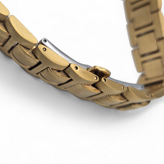 Gucci 9240M 35mm Gold plated Case and Bracelet with Champagne Dial