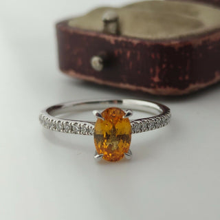 950 Platinum Oval Cut Orange Yellow 1.25ct Sapphire Diamond Solitaire Ring