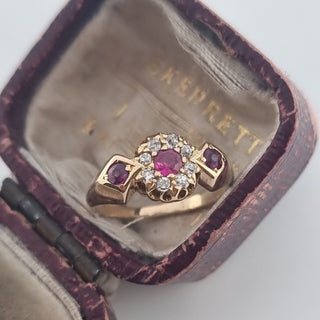 Edwardian 18ct Yellow Gold Diamond & Ruby Three Stone Cluster Halo Ring