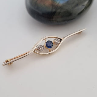 Edwardian 15ct Yellow Gold Platinum Front Diamond Sapphire Trilogy Bar Brooch