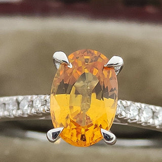 950 Platinum Oval Cut Orange Yellow 1.25ct Sapphire Diamond Solitaire Ring