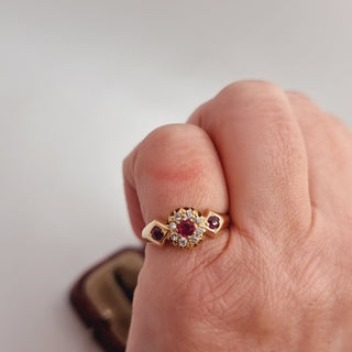 Edwardian 18ct Yellow Gold Diamond & Ruby Three Stone Cluster Halo Ring